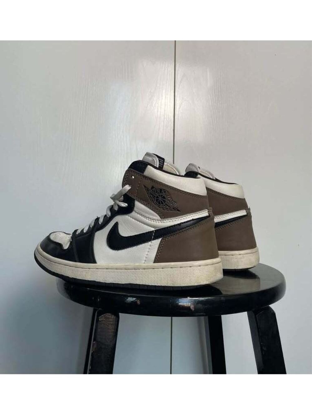 Air Jordan 1 Retro High OG 'Dark Mocha' US7